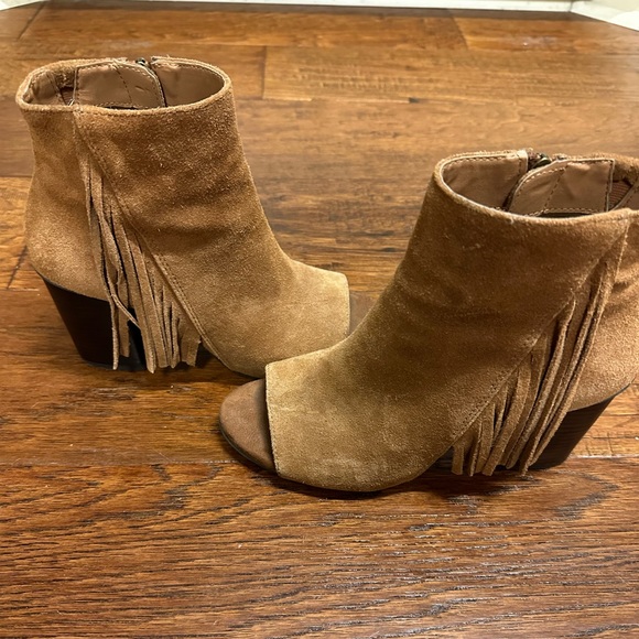 GUC Kenneth Cole open toe booties. Size 8. - Picture 2 of 4